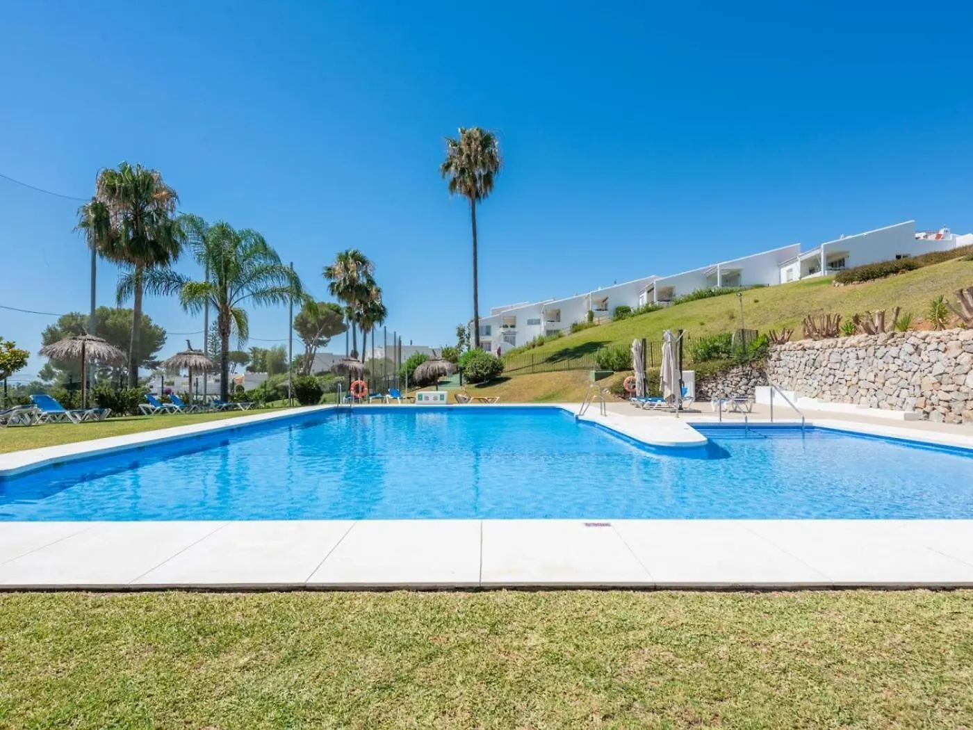 Azahara1, Mountain Views And Frontline Golf Lejlighed Marbella 0*,  Spanien