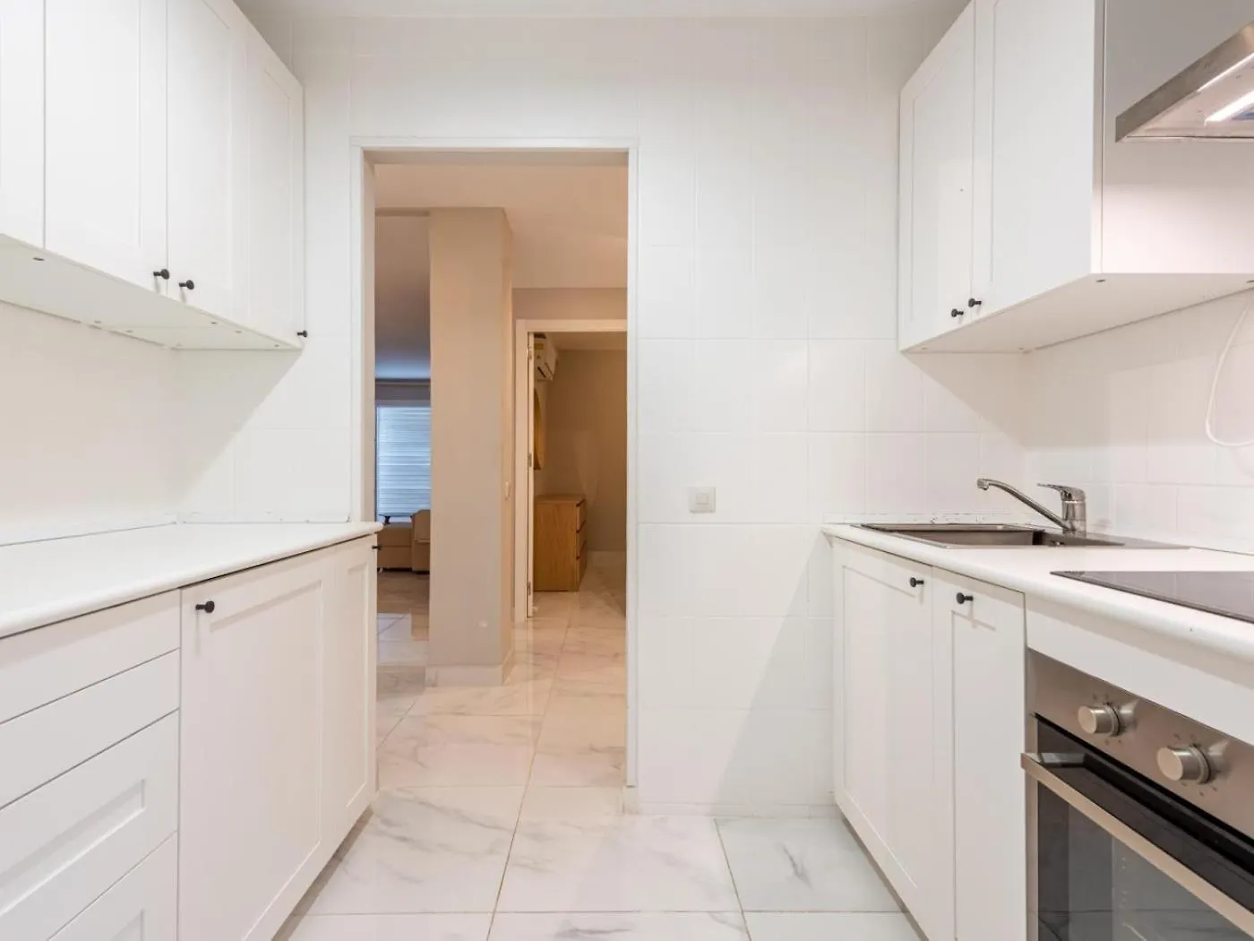 Azahara1, Mountain Views And Frontline Golf Apartment Marbella